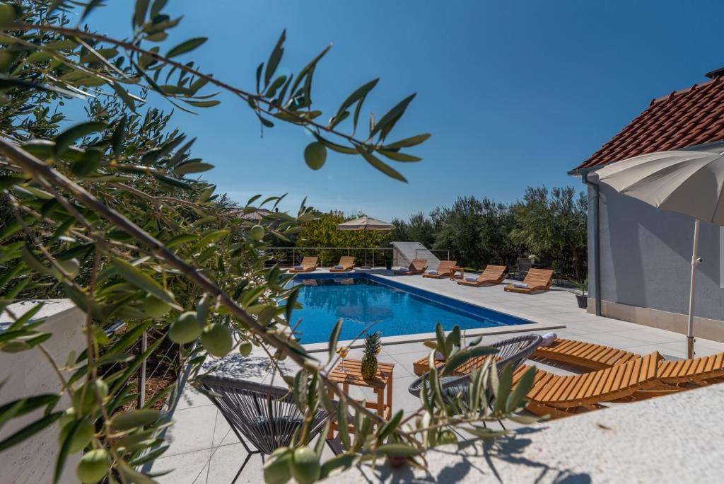 Villa Dalmata Трогир Экстерьер фото