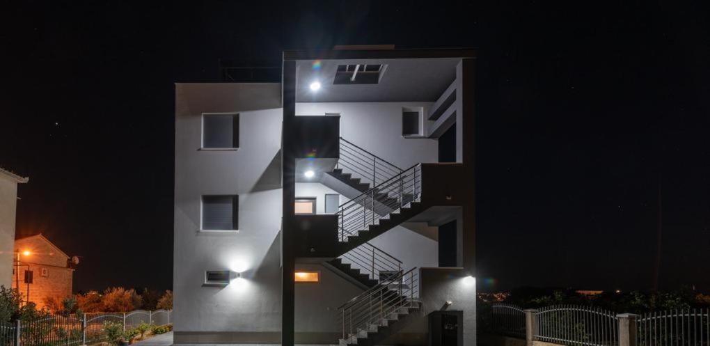 Villa Dalmata Трогир Экстерьер фото